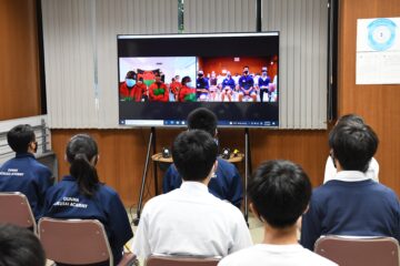 Online International Exchange Meeting with Malawi Olympic Team.  【中学生陸上部】マラウイオリンピック選手団とのオンライン交流会を開催しました。