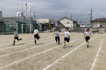 Grade 4 Sports Day Practice・4学年　スポーツデーの練習