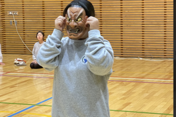 Grade 6: Noh and Kyogen Appreciation and Hands-on Experience・6学年：能、狂言　鑑賞・体験教室
