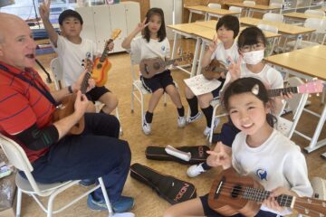 Grade 4: Enjoying Club Activities