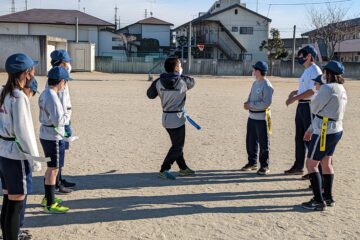 ６年生：WKSP（ワイルドナイツ・スポーツ・プロモーション）とのタグラグビー体験 　Grade 6: Tag rugby experience with WKSP (Wild Knights Sports Promotion)