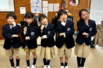 今年の1年生はパーカッショニストと振付師だ！・This year’s First Graders are Percussionists and Choreographers!